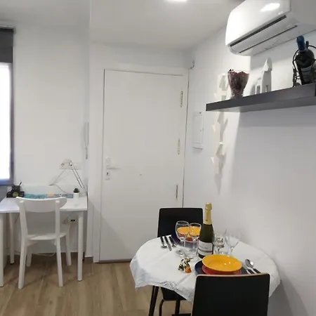 Victoria Boutique De *