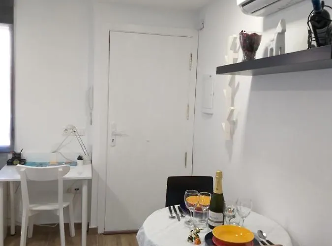 Victoria Boutique De *